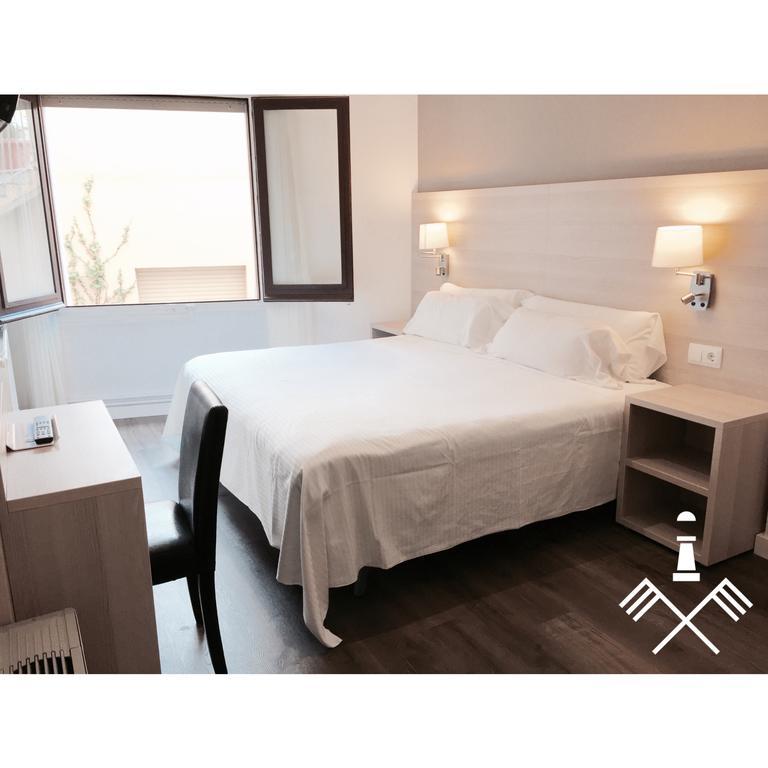 Hotel Carbonell ยันซา ภายนอก รูปภาพ